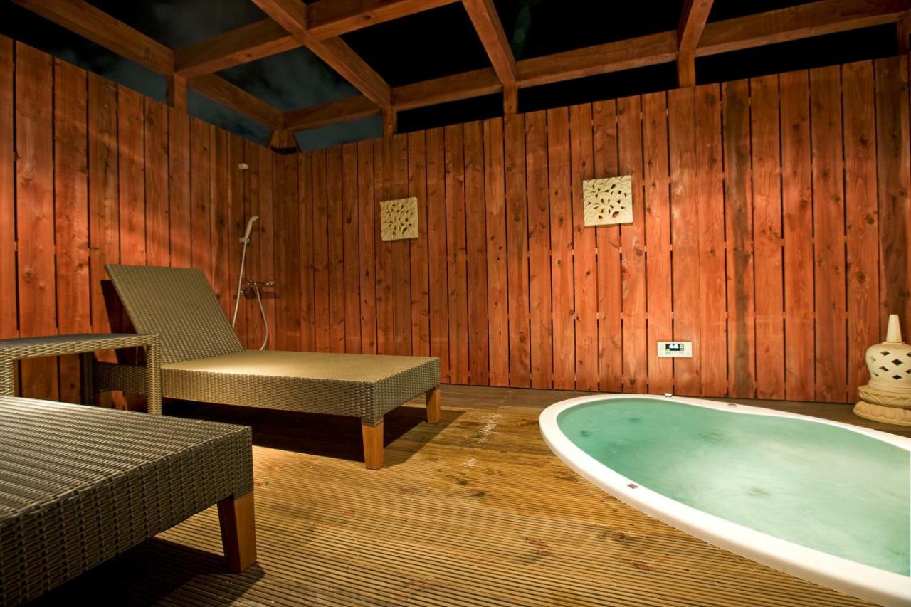 Hotel Bintang Pari Resort (Adults Only) Kōbe Exterior foto