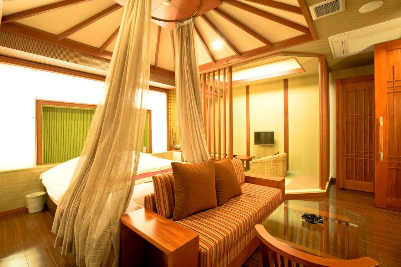 Hotel Bintang Pari Resort (Adults Only) Kōbe Exterior foto
